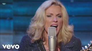 Rhonda Vincent  Walking My Lord Up Calvary Hill Live [upl. by Kameko]