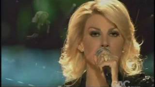 Faith Hill  There Youll Be amp Paris LIVE [upl. by Tore463]