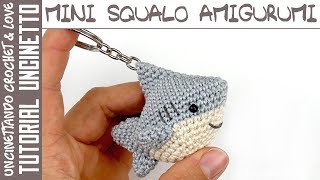 Tutorial Mini Squalo Amigurumi Portachiavi sub English y Español [upl. by Remos]