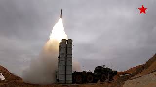 S400 Triumf Mobile Russian Aerospace Defence Forces Surfacetoair Missile Systems Salvo Launch [upl. by Bucella169]