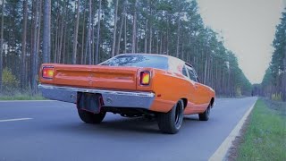 1969 Plymouth Roadrunner 383 VS 440 Acceleration amp Sound [upl. by Gniw309]