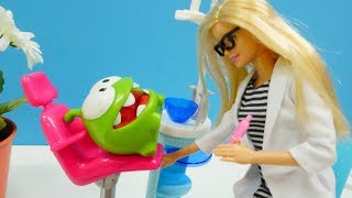 Om Nom besucht Zahnarzt Kindervideo auf Deutsch [upl. by Carlos]