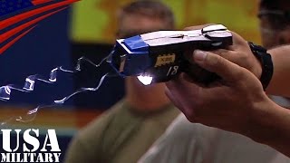 【絶叫】在日米軍兵士のテーザー銃スタンガン威力体験amp取扱訓練・岩国基地  US Marines Taser Training at MCAS Iwakuni Japan [upl. by Nosrac230]