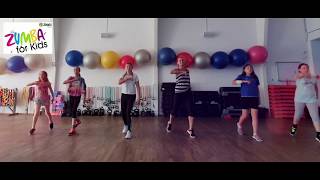 ZUMBA KIDS  Electric Music  Papaya Los Minions [upl. by Ashlin]