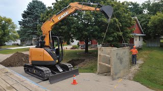 North America CASE Midi Excavator Walkaround [upl. by Dombrowski19]