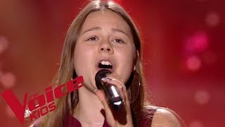 Oeschs Die Dritten  JodelTime  Léna  The Voice Kids France 2018  Blind Audition [upl. by Otrebogir280]