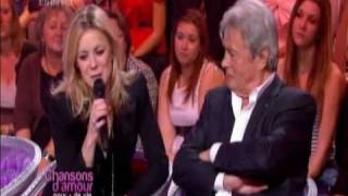 Véronic DiCaire chante face à Alain Delon [upl. by Eisned980]