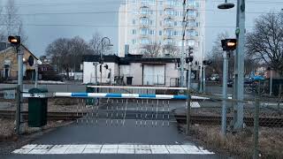 Järnvägsövergång Täby Kyrkby station del 2  Swedish railroad crossing [upl. by Avelin261]