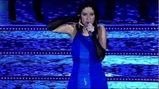 Laura Pausini  Se Fue live [upl. by Billy]