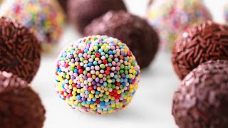 Brigadeiros de Chocolate muy Fácil con 3 Ingredientes y SIN horno [upl. by Constance]