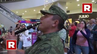 Banda Militar deleita en La Gran Plaza [upl. by Nets708]